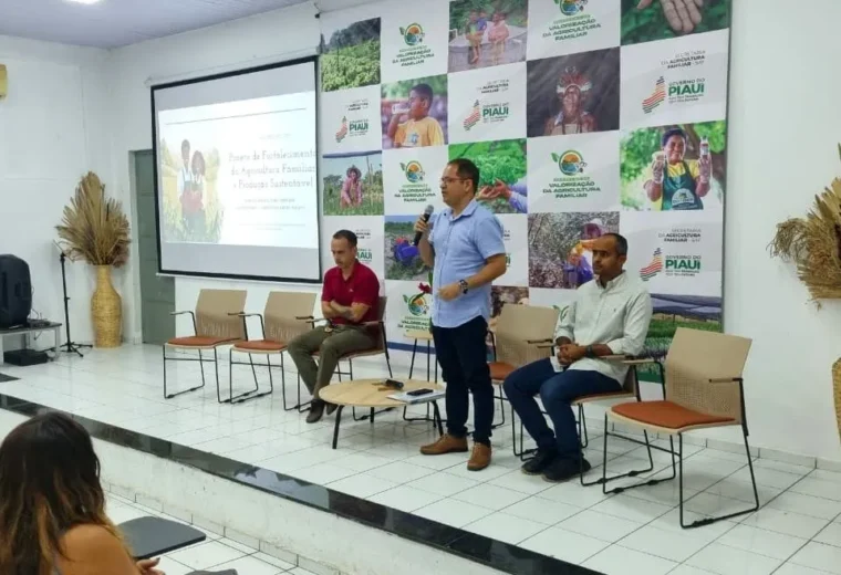 Mesa de abertura do encontro na Secretaria da Agricultura Familiar