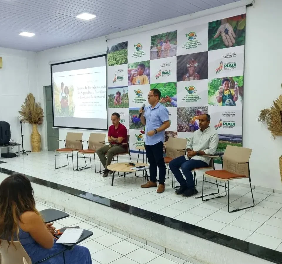 Mesa de abertura do encontro na Secretaria da Agricultura Familiar